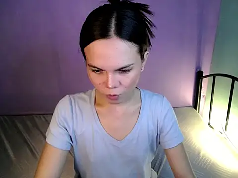 Snapshot of katie_white chatting on March 2026 12:21:02 PM katie white online show from March 2026 12:21:02 PM
