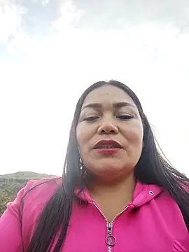 Snapshot of violet_moore chatting on October 2025 10:32:02 PM violet moore online show from October 2025 10:32:02 PM