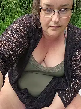 XxGipsyxX online show from May 2026 03:20:02 PM