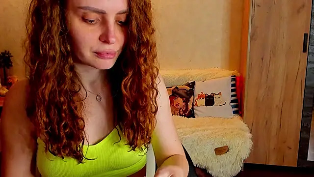 Snapshot of mia_grantes chatting on February 2025 08:22:01 PM mia grantes online show from February 2025 08:22:01 PM