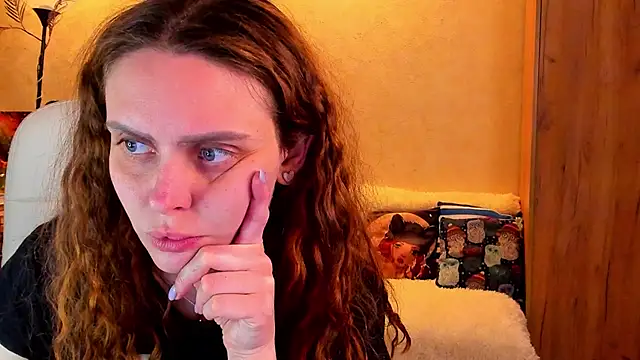 Snapshot of mia_grantes chatting on March 2025 09:23:01 PM mia grantes online show from March 2025 09:23:01 PM