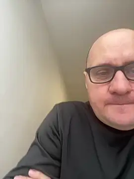 vanjbi45 online show from February 2025 02:33:02 PM