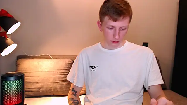 juliaanddima online show from November 2025 09:28:01 PM