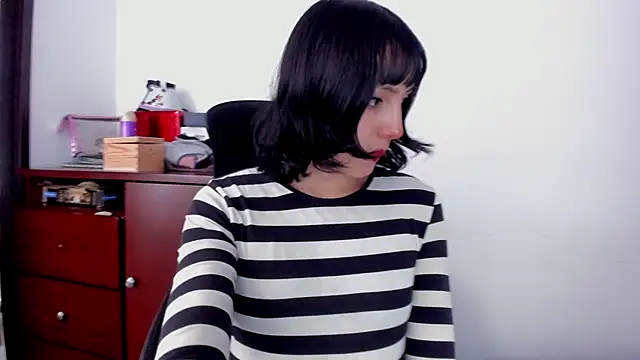 Room312  online show from January 2025 04:30:02 PM