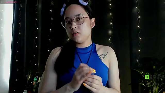 shantalc3rezo online show from February 2025 07:23:01 PM