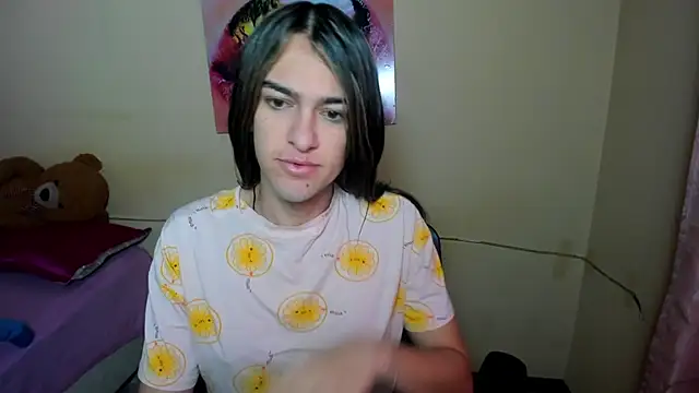 Snapshot of sweet1Girl chatting on March 2025 12:22:02 PM sweet1Girl online show from March 2025 12:22:02 PM