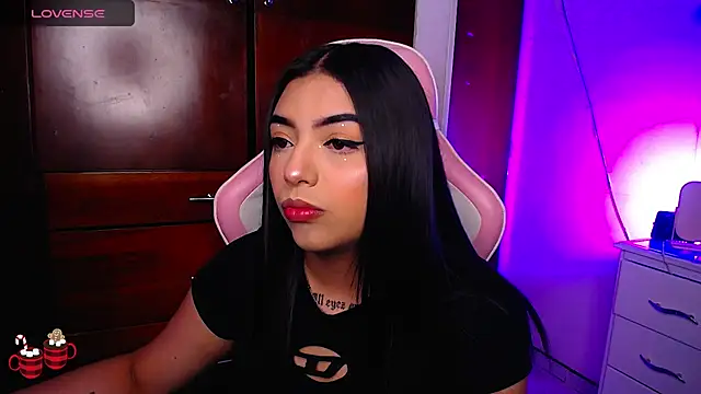 eva six online show from December 2024 08:07:02 PM