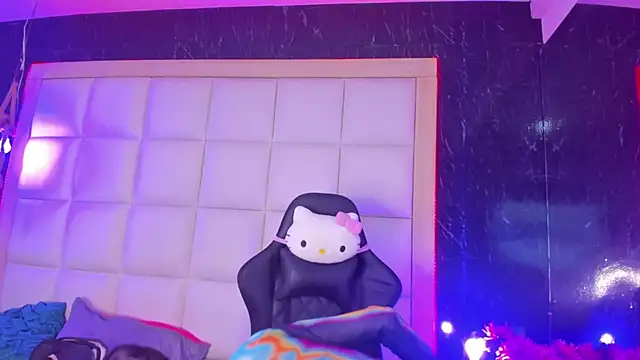 Snapshot of GeorginaCute_ chatting on March 2025 07:06:02 PM GeorginaCute online show from March 2025 07:06:02 PM