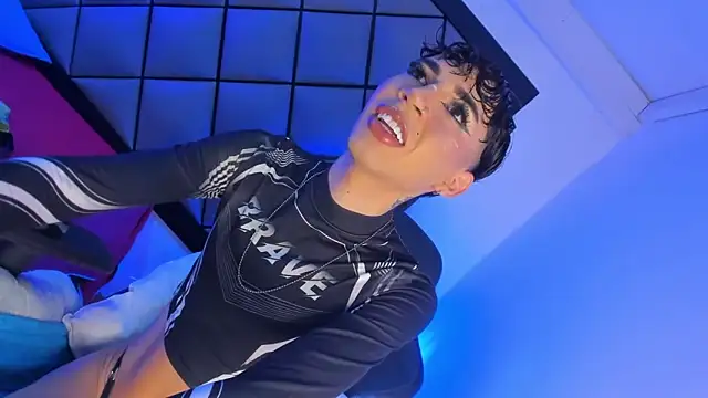 Snapshot of GeorginaCute_ chatting on November 2025 01:11:02 PM GeorginaCute online show from November 2025 01:11:02 PM