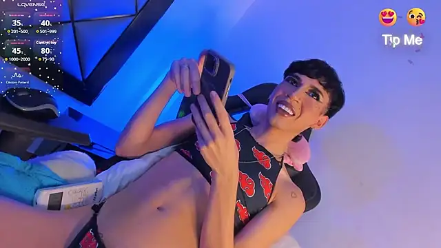 Snapshot of GeorginaCute_ chatting on November 2025 12:49:02 PM GeorginaCute online show from November 2025 12:49:02 PM