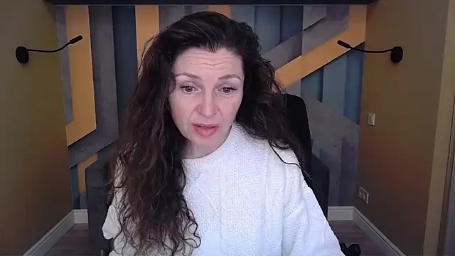 Snapshot of EllaLong chatting on January 2026 12:29:01 PM EllaLong online show from January 2026 12:29:01 PM