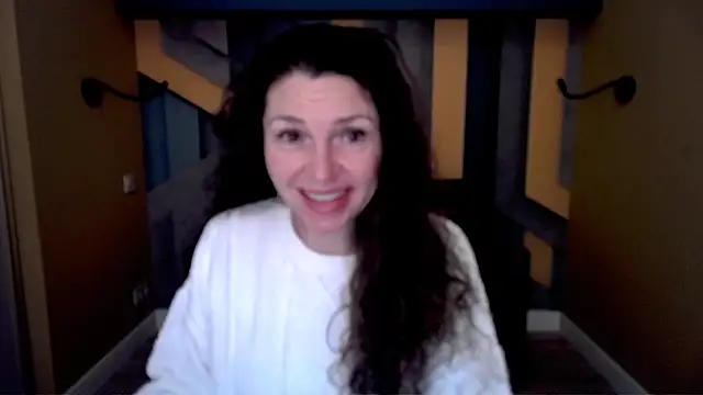 Snapshot of EllaLong chatting on February 2026 12:37:01 PM EllaLong online show from February 2026 12:37:01 PM