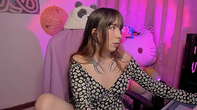 Waifu Aika online show from January 2026 09:18:02 PM