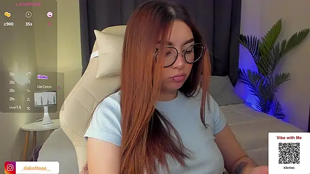 dakottaa  online show from February 2025 11:08:02 PM