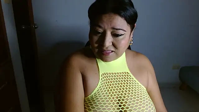 Snapshot of mariemiller19 chatting on September 2025 05:53:02 AM mariemiller19 online show from September 2025 05:53:02 AM