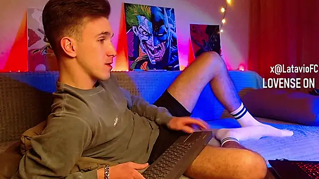 Snapshot of Midnighter_ chatting on March 2025 10:15:02 PM Midnighter  online show from March 2025 10:15:02 PM