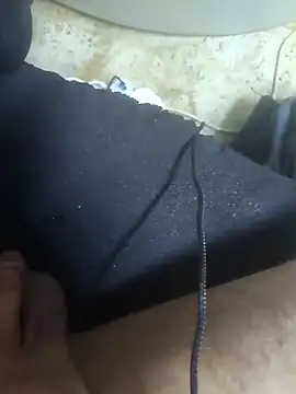 mustican422 online show from October 2025 02:26:01 PM