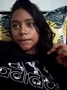 Chiara petterson online show from February 2025 08:23:02 PM