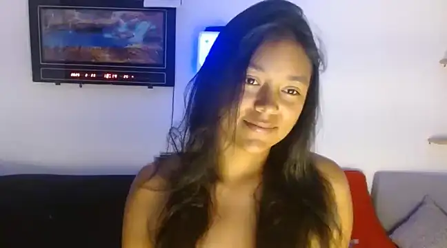 Chiara petterson online show from February 2025 11:14:02 PM