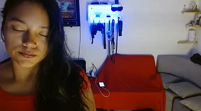 Snapshot of Chiara_petterson chatting on February 2025 07:44:02 AM Chiara petterson online show from February 2025 07:44:02 AM