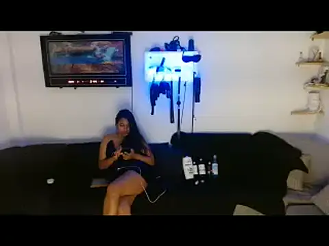 Snapshot of Chiara_petterson chatting on March 2025 08:45:01 AM Chiara petterson online show from March 2025 08:45:01 AM