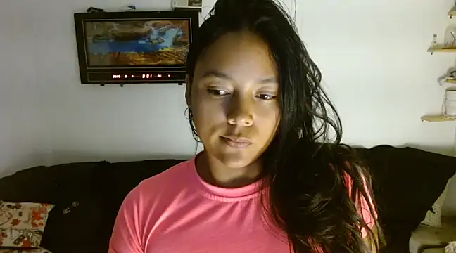 Snapshot of Chiara_petterson chatting on March 2025 05:00:02 AM Chiara petterson online show from March 2025 05:00:02 AM