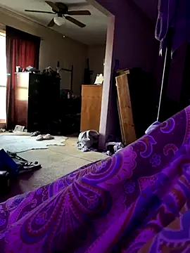 Snapshot of Themechanic420 chatting on December 2024 03:44:02 PM Themechanic420 online show from December 2024 03:44:02 PM