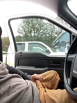 Snapshot of Themechanic420 chatting on February 2025 03:26:01 PM Themechanic420 online show from February 2025 03:26:01 PM