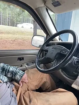 Snapshot of Themechanic420 chatting on October 2025 06:09:01 PM Themechanic420 online show from October 2025 06:09:01 PM