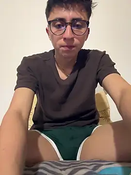 CamiRojas boy online show from October 2025 04:12:01 AM