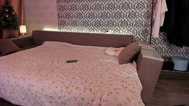 Sweet p1ays online show from December 2024 04:34:02 AM