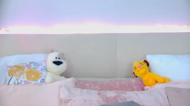 ElisabethDavis online show from February 2025 06:11:01 PM