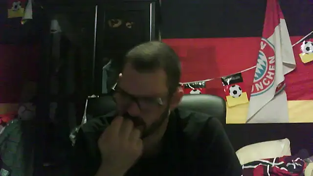 Die-geile-Sau online show from November 2025 09:36:01 PM