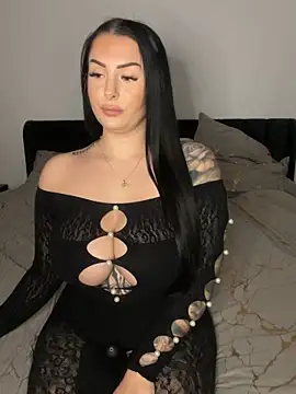 Snapshot of Mia-Bremer chatting on March 2026 03:47:01 PM Mia-Bremer online show from March 2026 03:47:01 PM