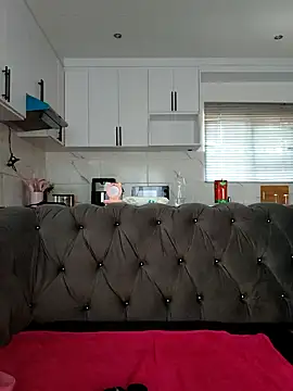 Snapshot of Yung-Missy chatting on February 2026 10:47:02 AM Yung-Missy online show from February 2026 10:47:02 AM