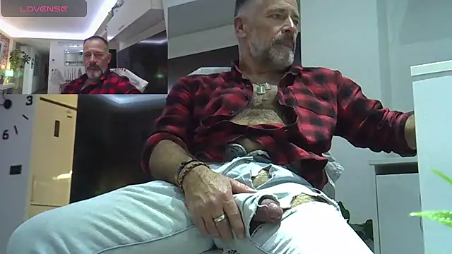 DaddybearVLC online show from December 2024 07:57:02 PM