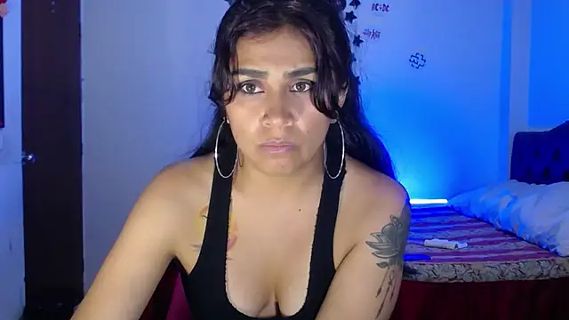 pinky violeta online show from February 2025 09:26:02 PM