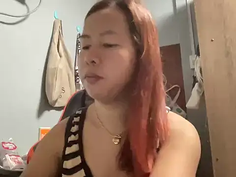 Snapshot of UrLove_Marga chatting on September 2025 10:21:01 PM UrLove Marga online show from September 2025 10:21:01 PM