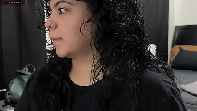 kimmiakiss22 online show from October 2025 06:30:02 PM