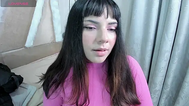 xhinata hyugax online show from December 2025 11:01:02 PM