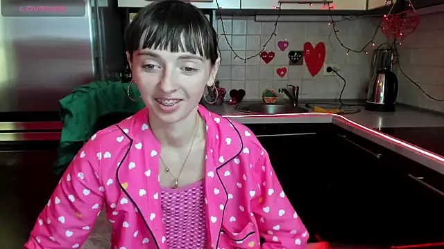 Snapshot of TayanaJons chatting on February 2025 10:55:01 AM TayanaJons online show from February 2025 10:55:01 AM