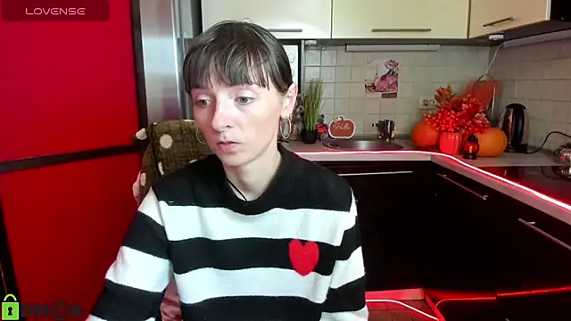 Snapshot of TayanaJons chatting on November 2025 08:04:02 AM TayanaJons online show from November 2025 08:04:02 AM