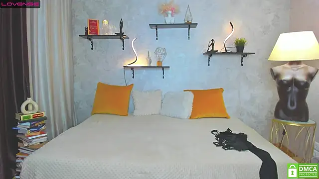 Snapshot of StripBianka chatting on March 2025 01:59:02 PM StripBianka online show from March 2025 01:59:02 PM