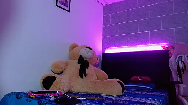 Dakota bumm online show from March 2026 10:02:02 PM