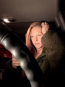 GoldenFlameGoddess online show from December 2025 03:14:02 AM