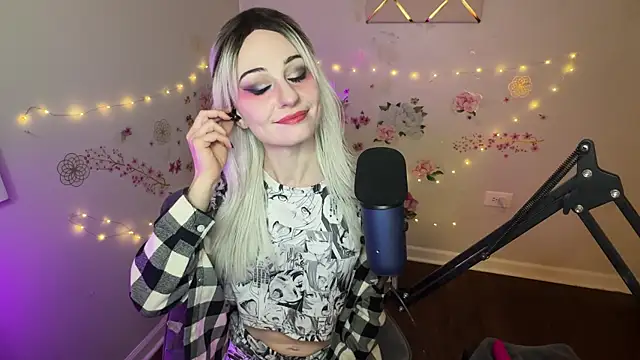 Starr1123 online show from April 2026 03:40:02 AM