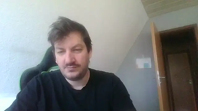 Snapshot of Golffahrer1982 chatting on October 2025 10:28:02 AM Golffahrer1982 online show from October 2025 10:28:02 AM