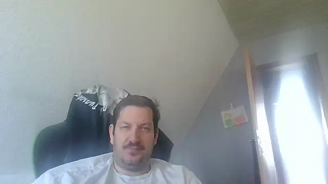 Snapshot of Golffahrer1982 chatting on February 2026 11:32:02 AM Golffahrer1982 online show from February 2026 11:32:02 AM