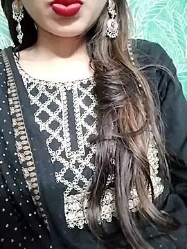 Snapshot of Noor_Darliing chatting on February 2025 06:15:02 PM Noor Darliing online show from February 2025 06:15:02 PM