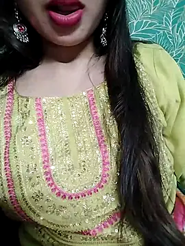 Snapshot of Noor_Darliing chatting on February 2025 06:56:02 PM Noor Darliing online show from February 2025 06:56:02 PM